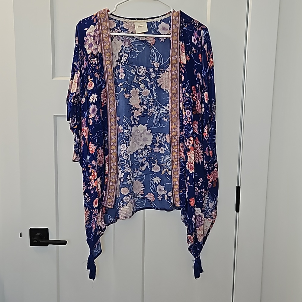 Shawl type top